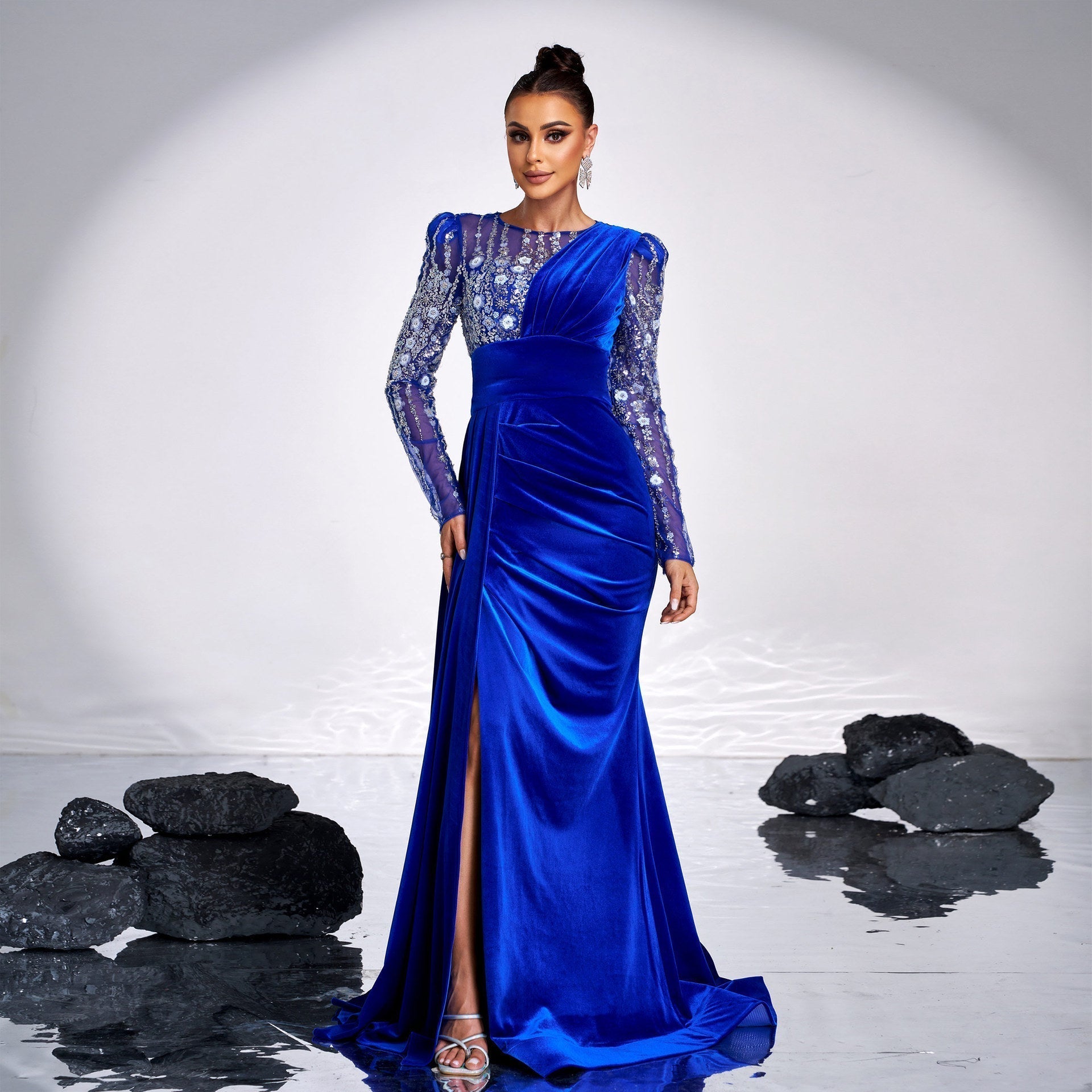 End High Long Sleeve Crew Neck Long Sequined Cocktail Heavy Work Evening Dress Bridesmaid Dress