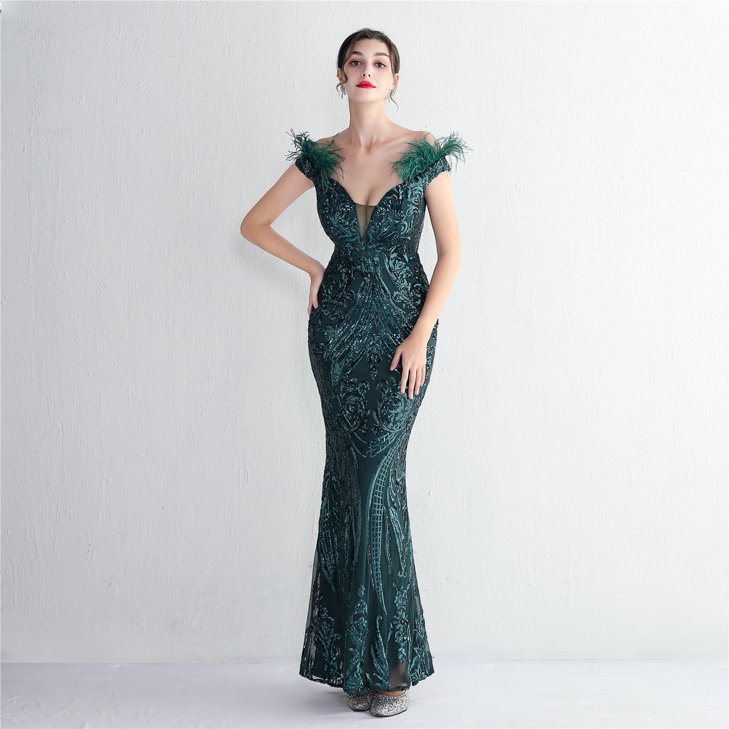 High Density Three Dimensional Strong Sequin Positioning Botanical Craft Handmade Wool Cocktail Slim Fit Evening Dress