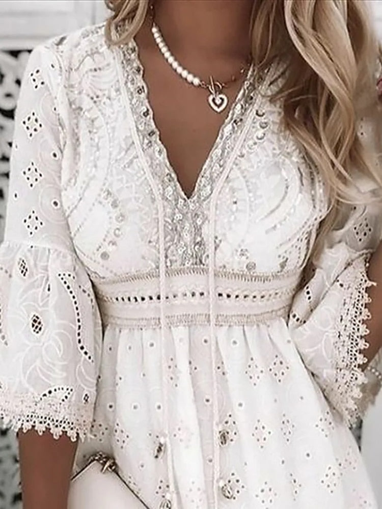 Boutique Erika Bohemian Style Mini Dress Chic Silhouette Collection