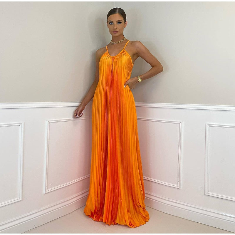 Kissnovaa - Pleated Long Halter Sleeveless Sling Banquet Dress