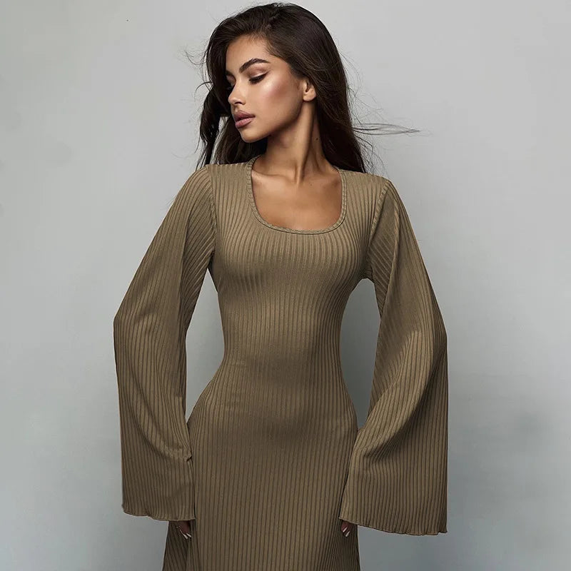 2024 Graceful Bodycon Flare Sleeve Maxi Dress