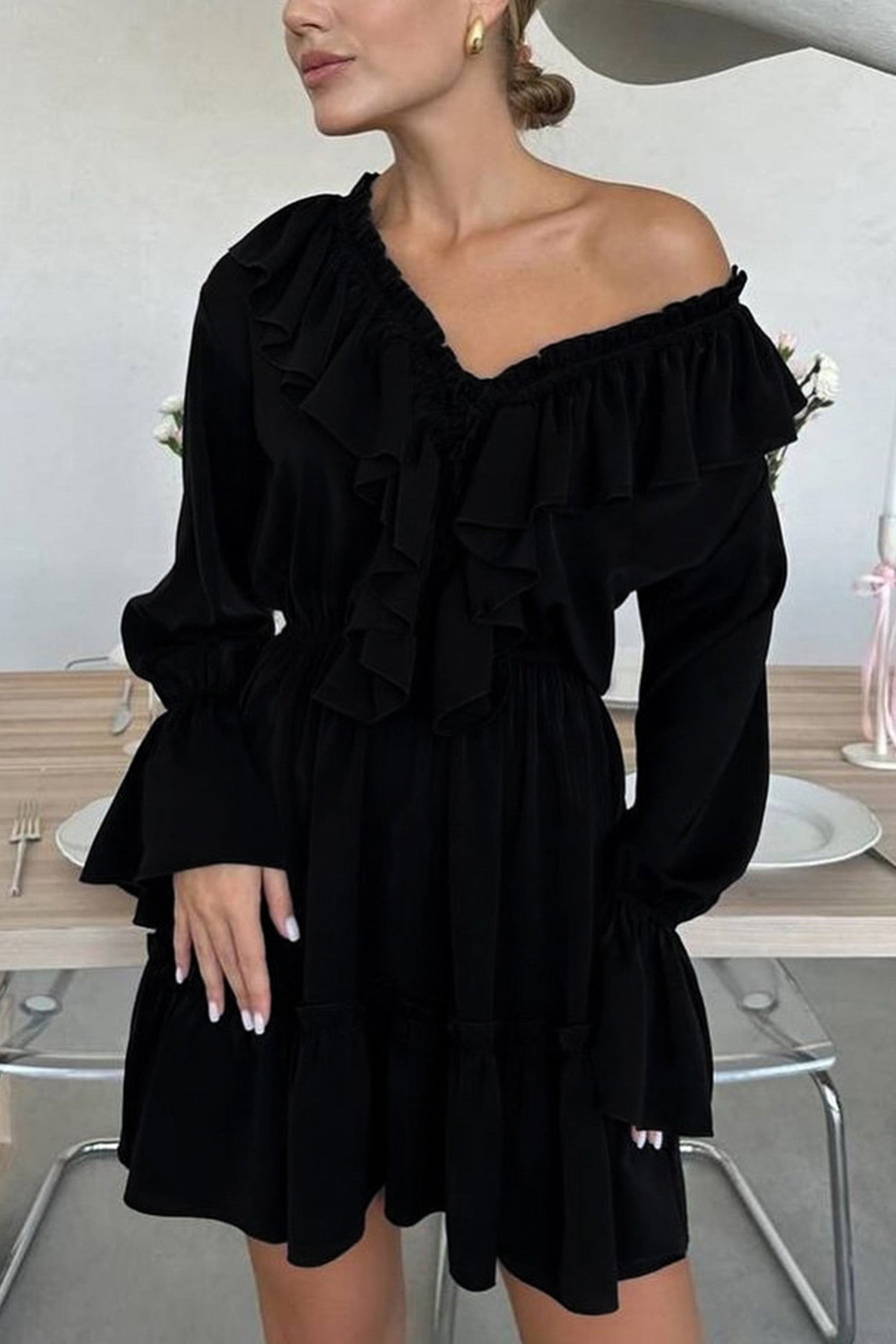 Neck V Pleated Trumpet Sleeve Ruffle Dress