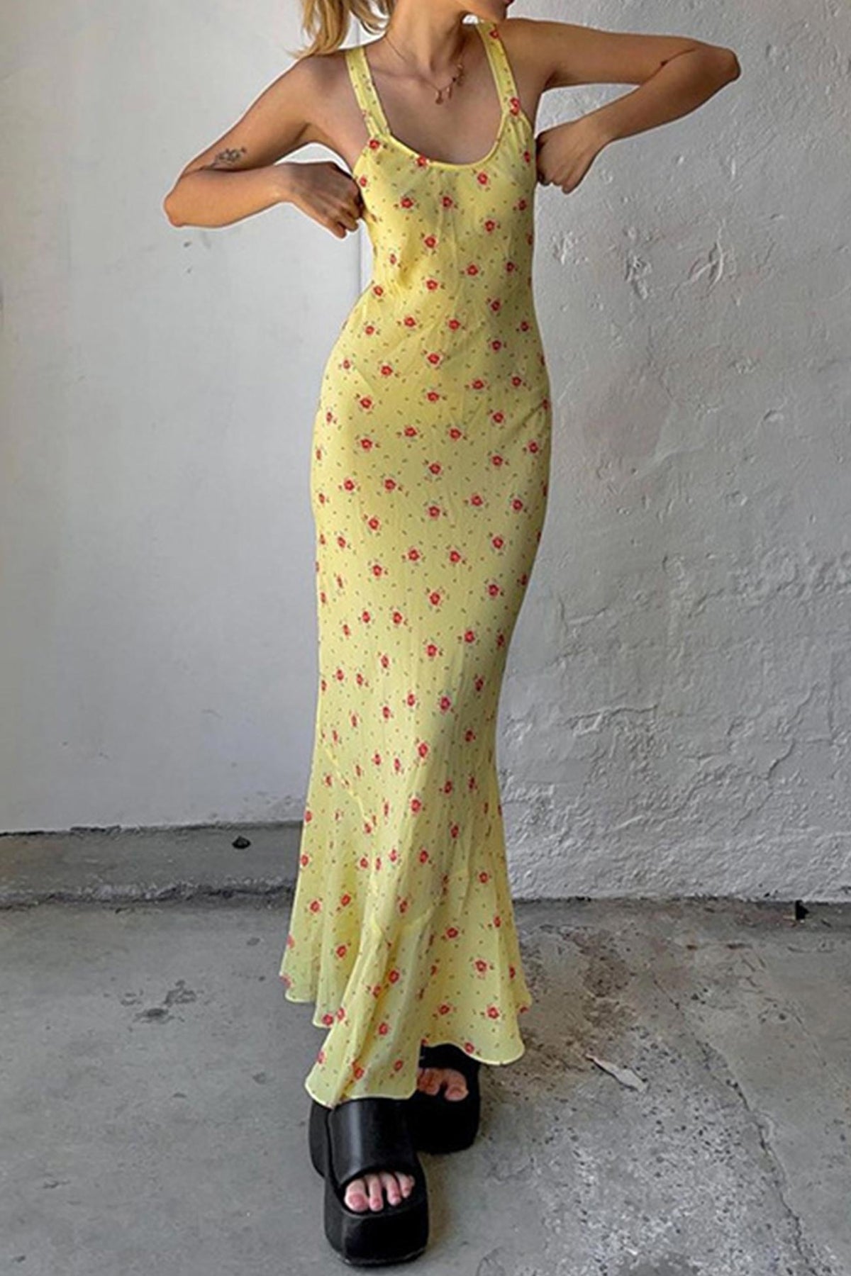 Yellow Scoop Neck Flower Tank Dress
