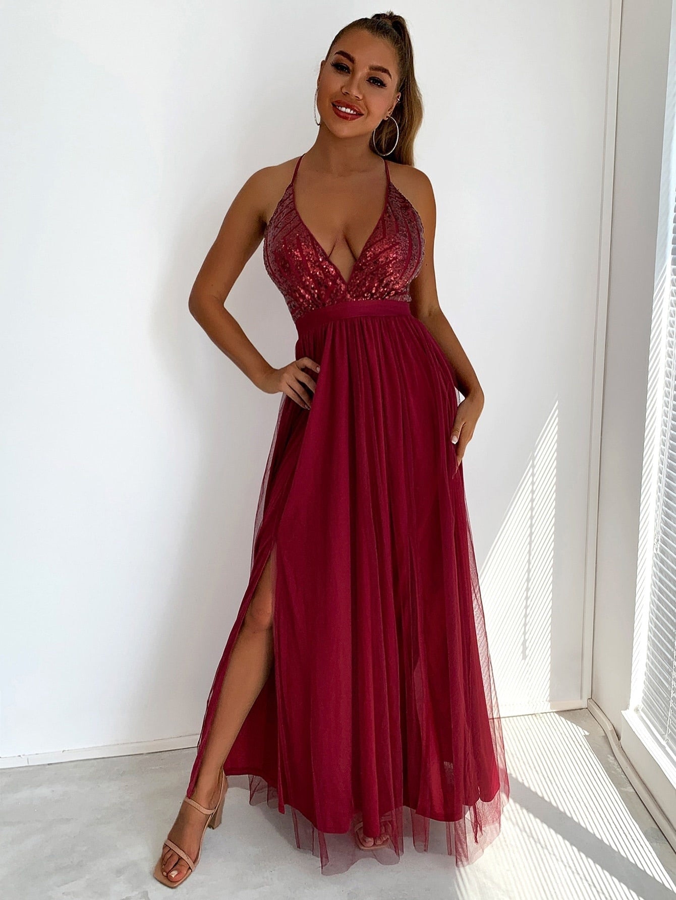 Kissnovaa - Graceful Sequins Mesh Stitching Long Party Dress