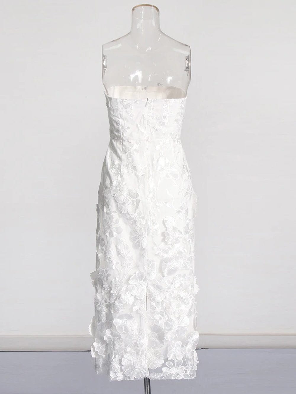 Appliques Calysta Sleeveless Midi Dress