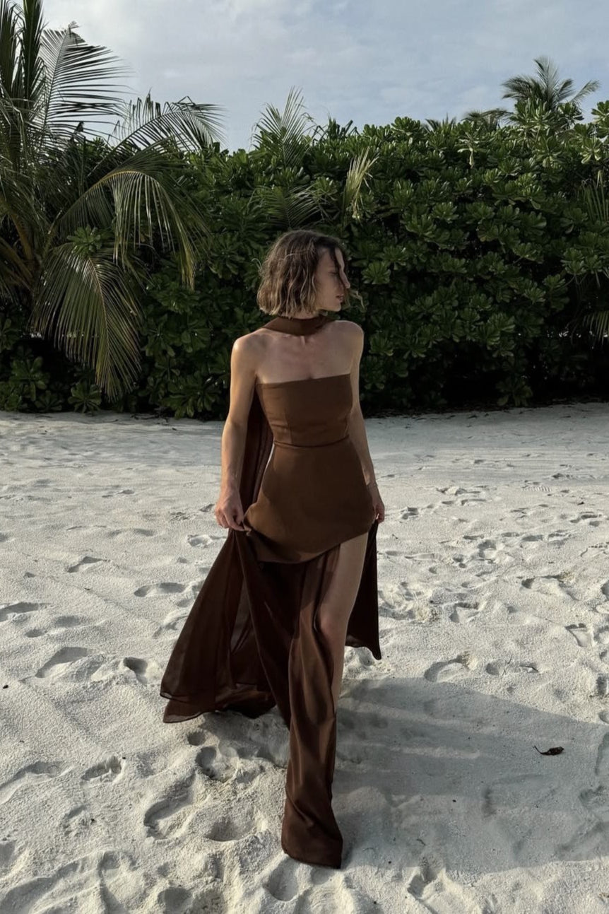 Graceful Strapless Sleeveless Maxi Dress