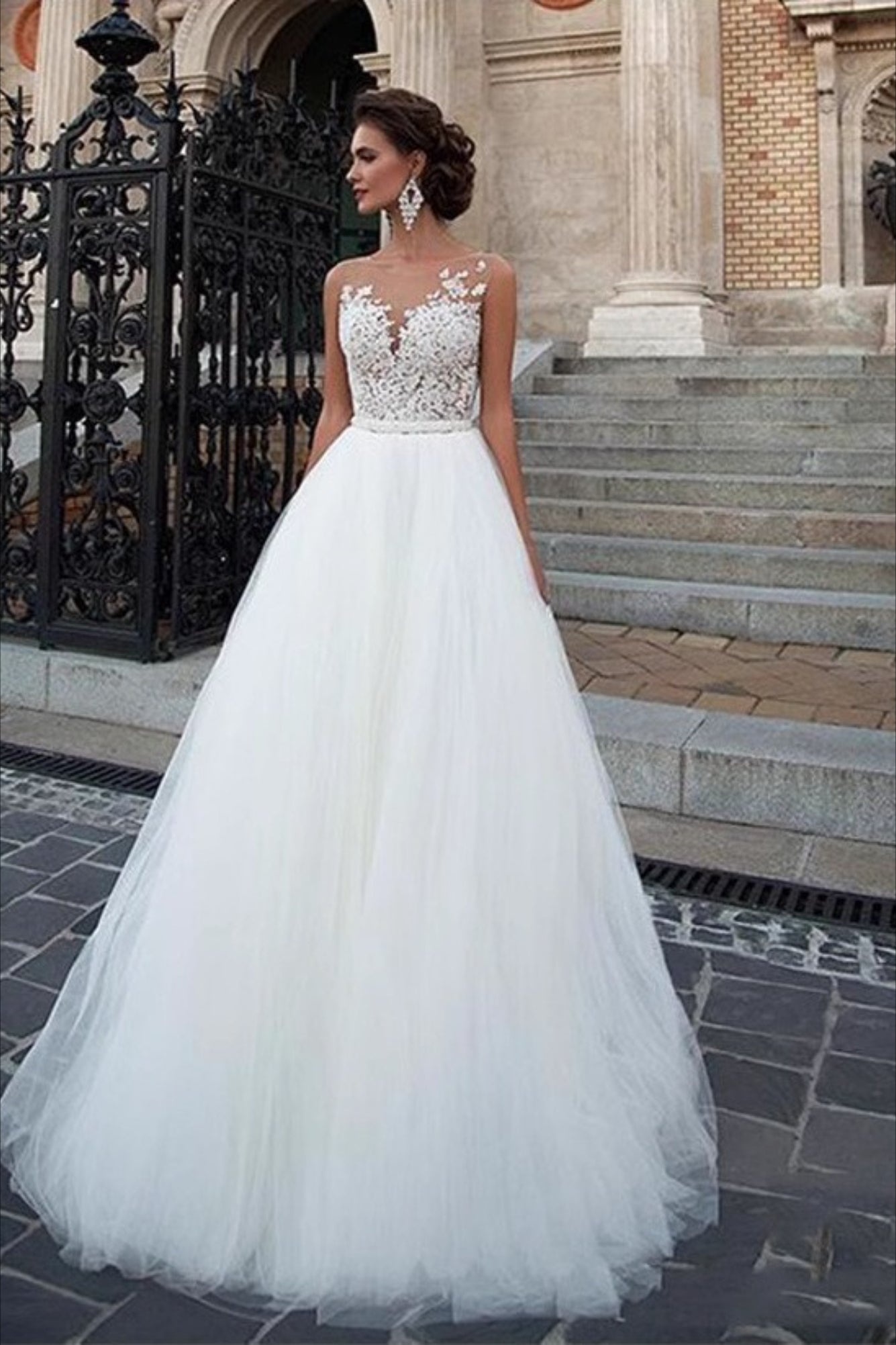 Graceful Minimalist Lace Wedding Dress