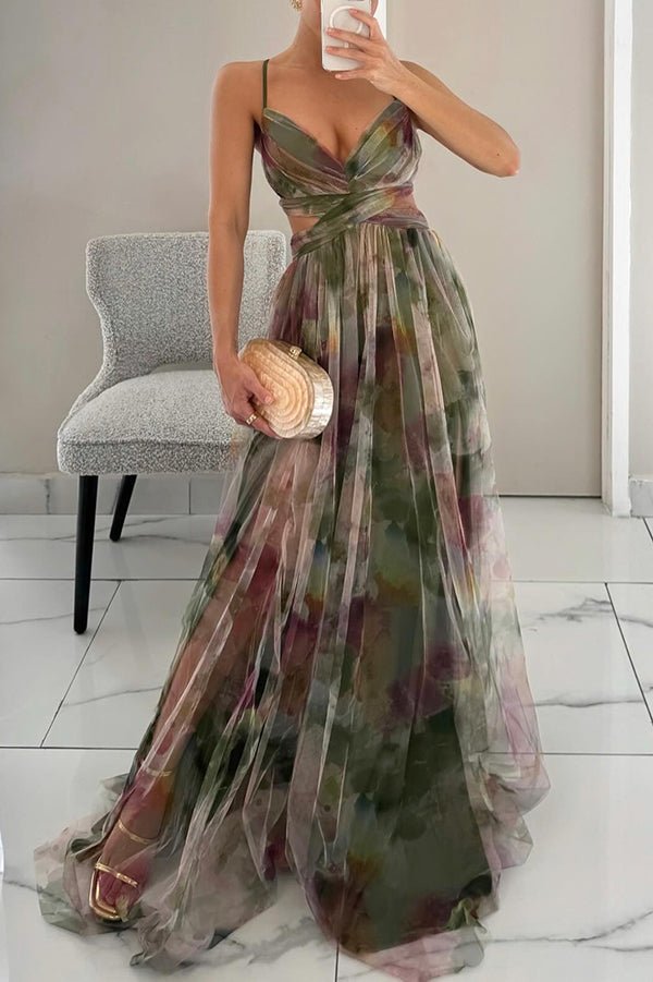 Paty Chic Maxi Dress in an Elegant Floral Print for Women
