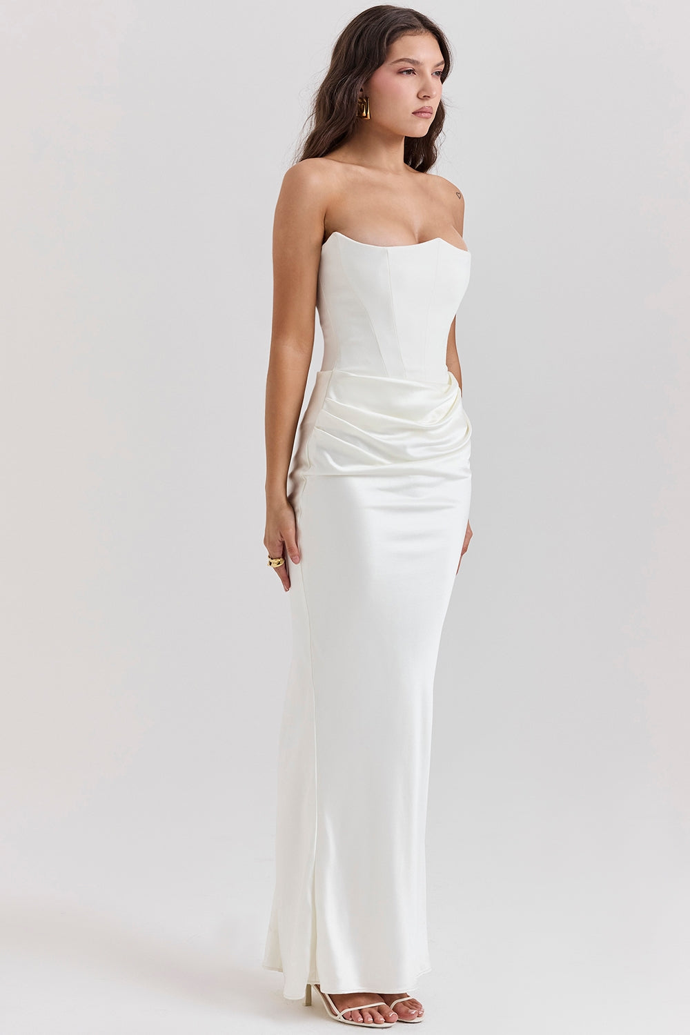 Virginia Boutique Premium Maxi Dress Chic Silhouette Collection