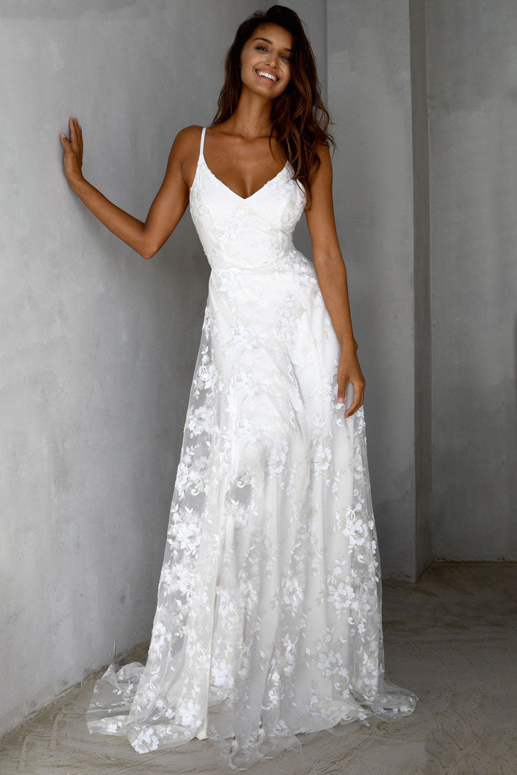 Stylish V Neck Lace Applique A-Line Maxi Beach Wedding Dress - White